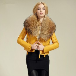 Womens Genuine Sheepskin Leather Jacket Raccoon Fur Collar Detachable Hat